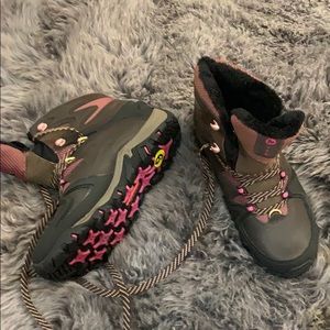 Merrill size 9 winter boots-NWT